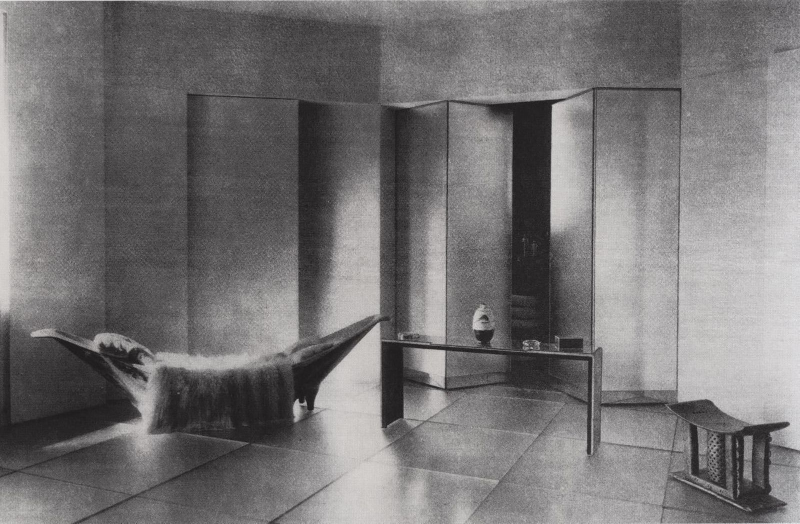 Eileen Gray. Salon in Suzanne Talbot's apartment in Paris. 1920 &copy; Eileen Gray Archives