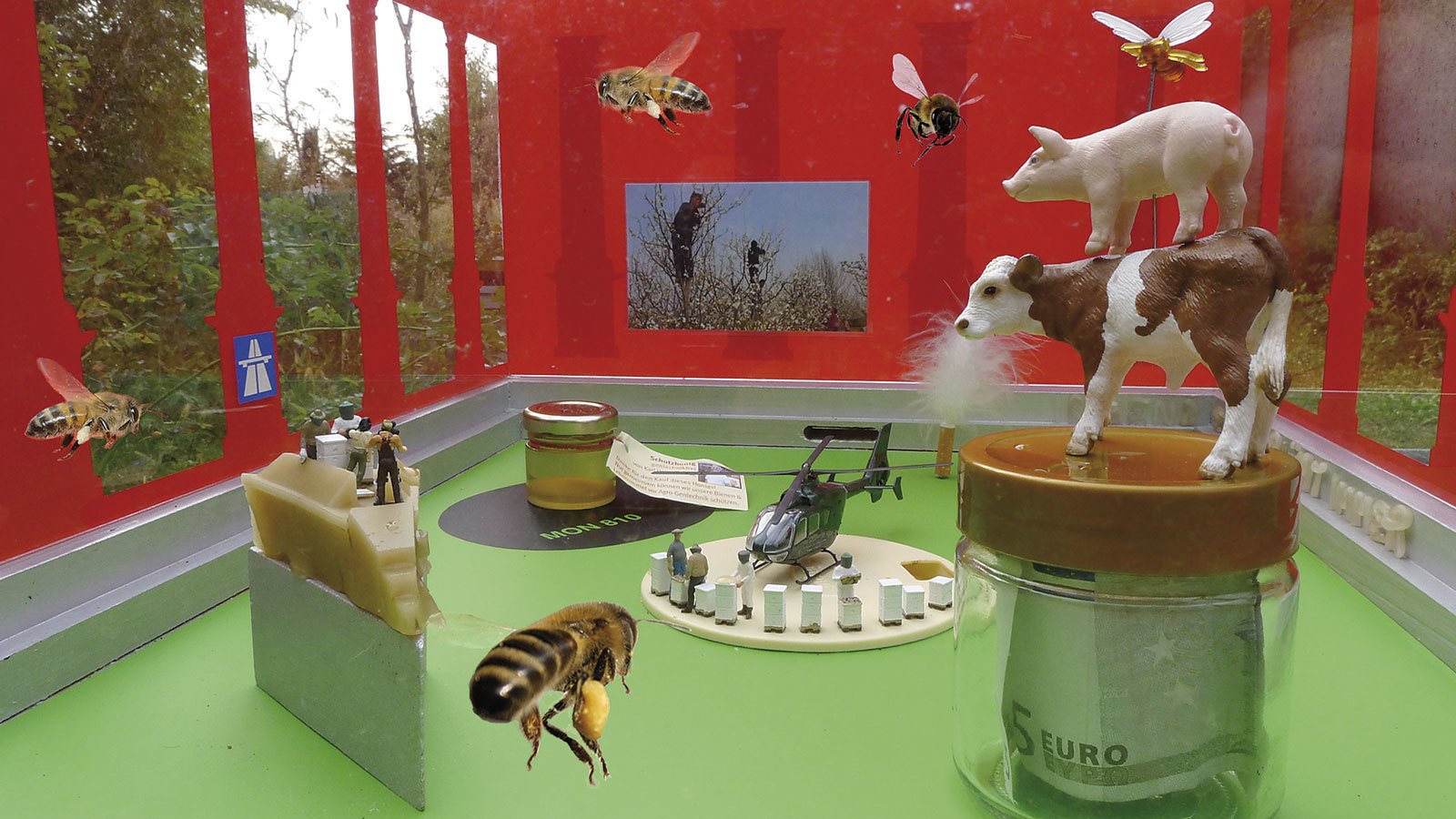 Экскурсии в «Новый музей пчел»