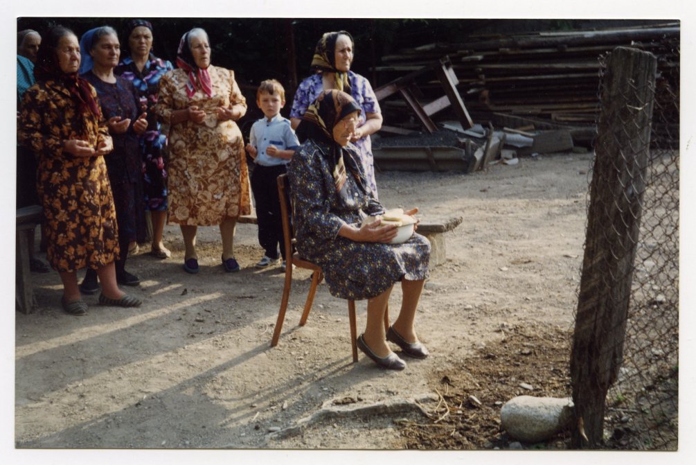 Unknown photographer, Khadzhet Salikhovna Sizo (Chuntyzheva) reads a&nbsp;prayer in&nbsp;the village of&nbsp;Khadzhiko, June 1995. Archive of&nbsp;Tamara Chuntyzheva