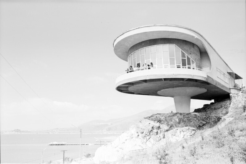 Holiday Retreat of the Union of Writers, dining hall (Sevan Peninsula, Armenia) Architect: Gevorg Kochar (Yerevanproekt) 1965-1969 Courtesy National Archives of Armenia 