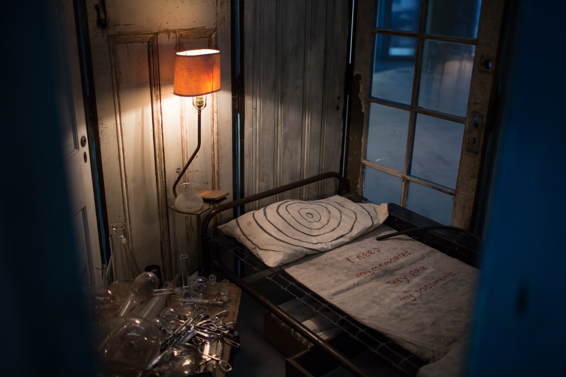 Louise Bourgeois. Structures of Existence: The Cells. Installation view, Garage Museum of Contemporary Art, 2015 &copy; Garage Museum of Contemporary Art