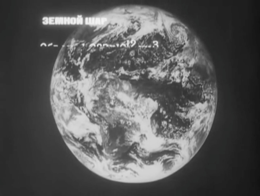 Снимки экрана из кинофильма &laquo;И всё-таки я верю&raquo;, 1972 Режиссеры Элем Климов, Михаил Ромм, Марлен Хуциев &laquo;Мосфильм&raquo;