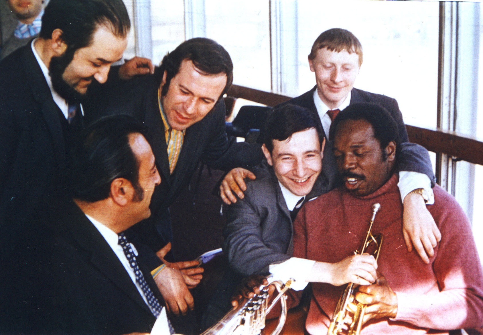 Кафе &laquo;Времена года&raquo;. Товмасян, Тед Джонс, Данилин, Бахчиев. Предоставлено Владимиром Садковкиным