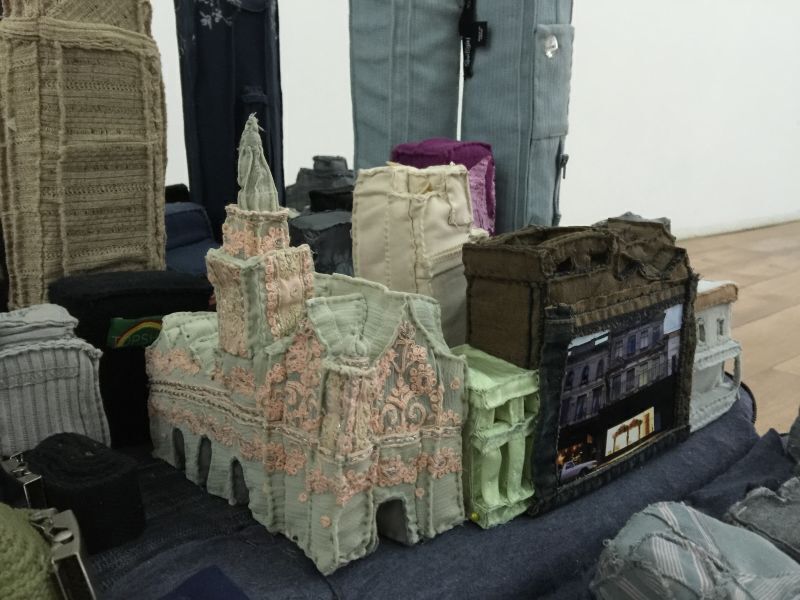 Portable City seriesYin Xiuzhen2001&mdash;Courtesy of the artist