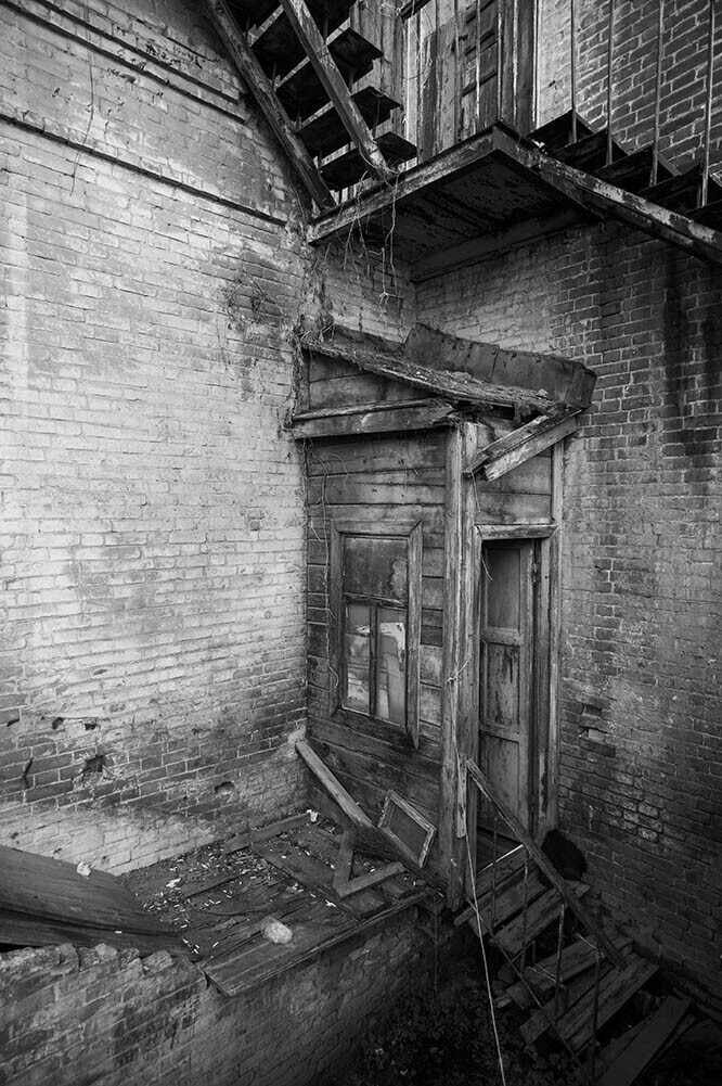 Сергей Сапожников. Из проекта «Город» (Ростов-на Дону). 2015-2016