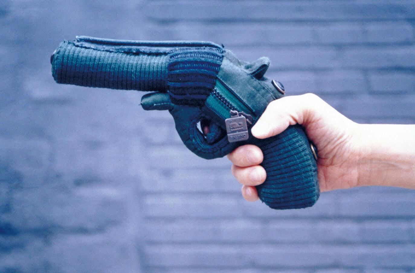 Инь Сючжэнь«Модный терроризм 2(фрагмент)», 2014.Предоставлено художницей.