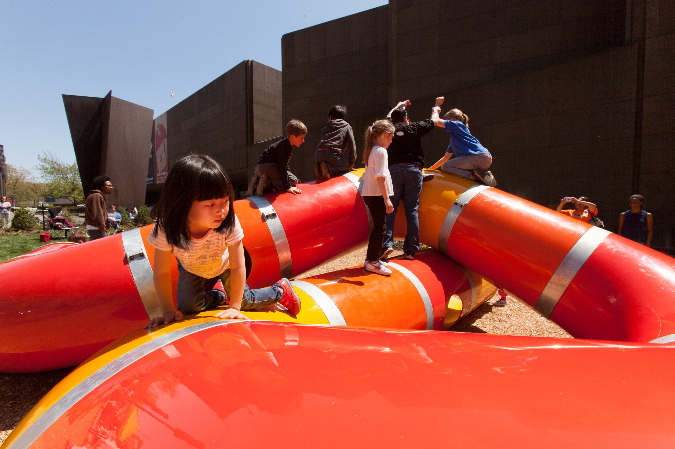 Иван Песталоцци. Лоззивурм (1972). Выставка &laquo;Карнеги Интернешнл 2013&raquo;. Художественный музей Карнеги, Питсбург. 2013