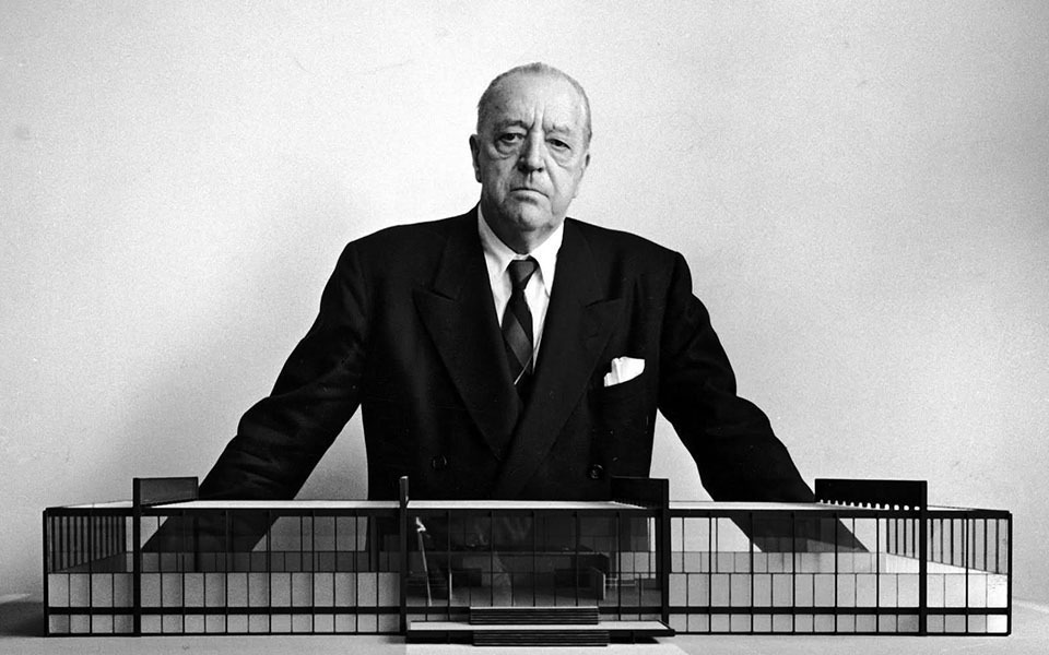 Ludwig Mies van der Rohe with the S.R. Crown Hall model.© Arthur Siegel—Time Life Pictures/Getty Images