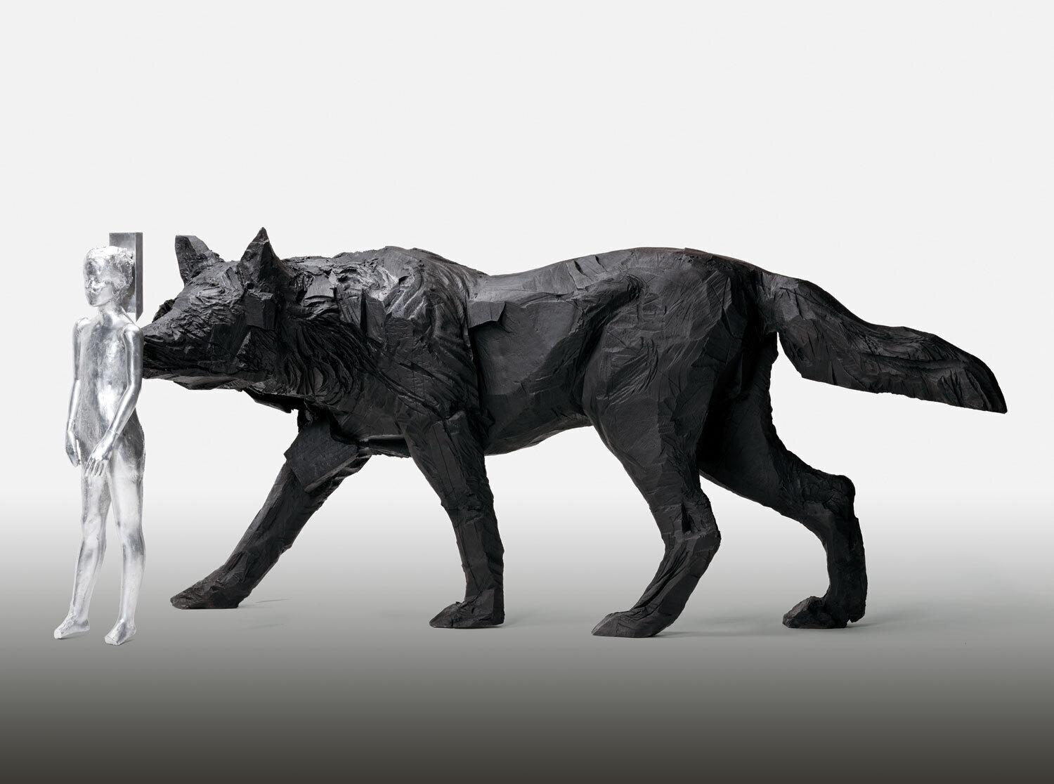 Андро ВекуаБез названия. 2017Бронза, черная патина, алюминийФото: Андреас ЦиммерманПредоставлено художником и галереей Gladstone, Нью-Йорк и Брюссель &copy; Andro Wekua