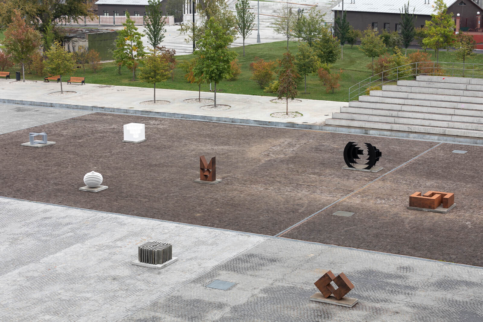 Damián Ortega, The Modern Garden, installation view, Garage Museum of Contemporary Art, Moscow, 2018Photo: Ivan Erofeev© Garage Museum of Contemporary Art