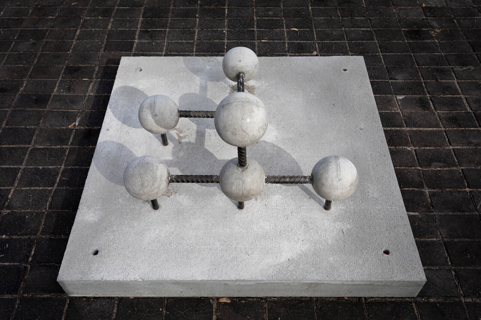 Damián Ortega, The Modern Garden, installation view, Garage Museum of Contemporary Art, Moscow, 2018Photo: Ivan Erofeev© Garage Museum of Contemporary Art