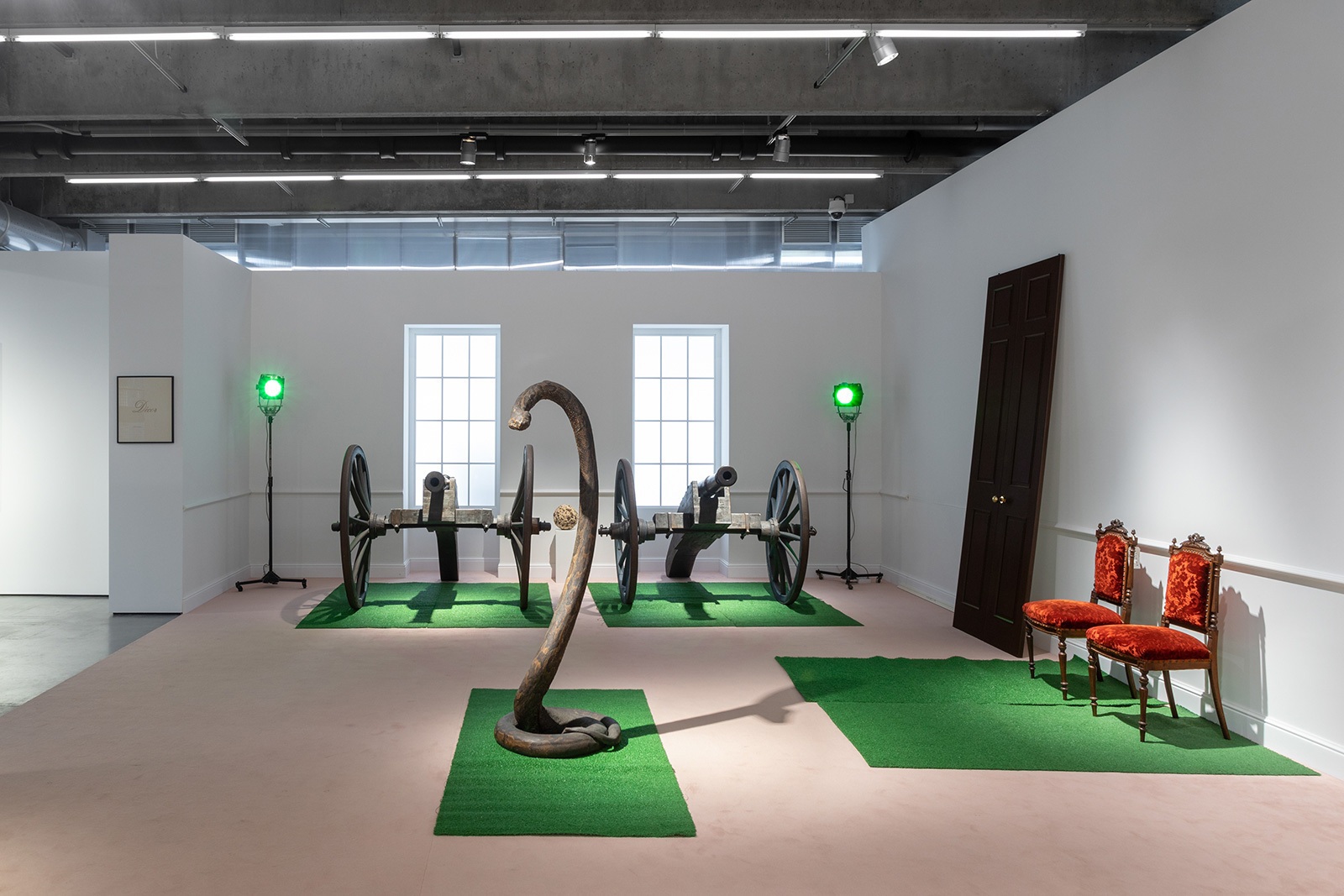 Выставка &laquo;Марсель Бротарс. Поэзия и образы&raquo; в Музее современного искусства &laquo;Гараж&raquo;. Москва, 2018Фото: Иван Ерофеев&copy; Музей современного искусства &laquo;Гараж&raquo;