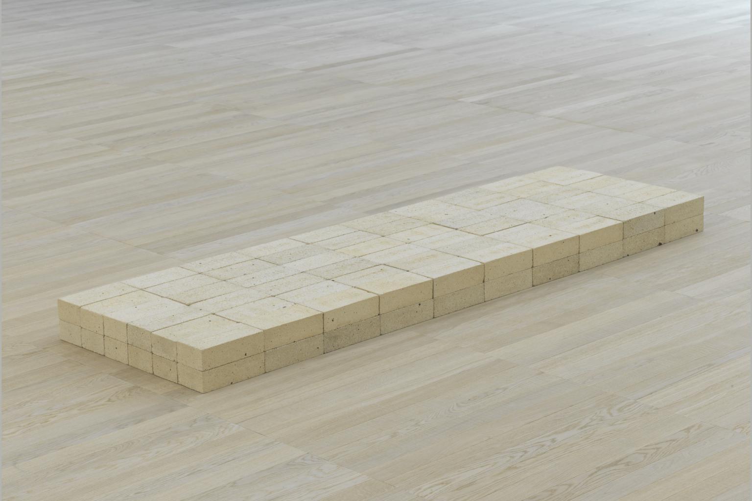 Карл Андре. Equivalent VIII. 1966&copy; Carl Andre/VAGA, New York and DACS, London 2018
