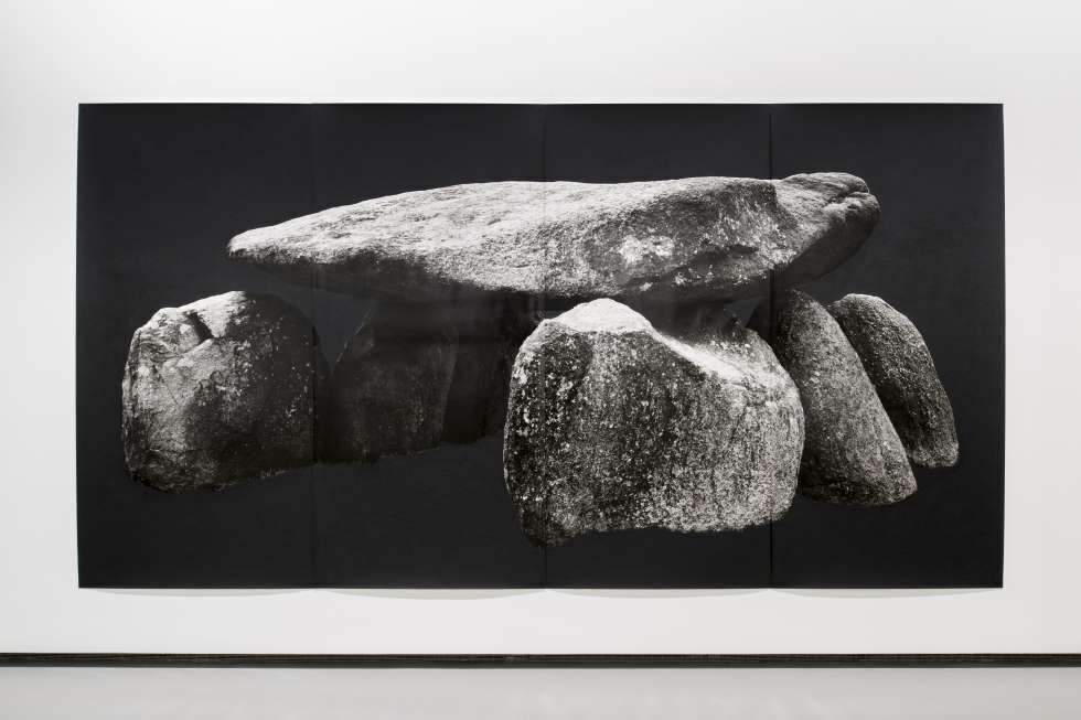 Тацита Дин. Hünengrab. 2008Fondation Louis Vuitton© Tacita Dean