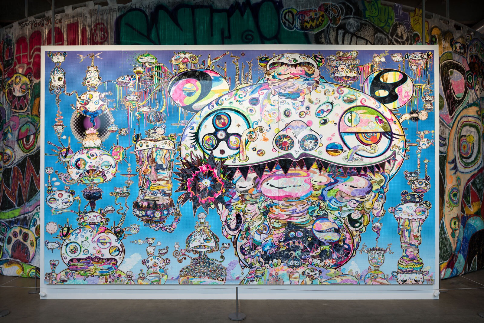 Вид экспозиции выставки Такаси Мураками «Будет ласковый дождь» в Музее современного искусства «Гараж», Москва. 2017Фото: Иван Ерофеев© Музей современного искусства «Гараж»