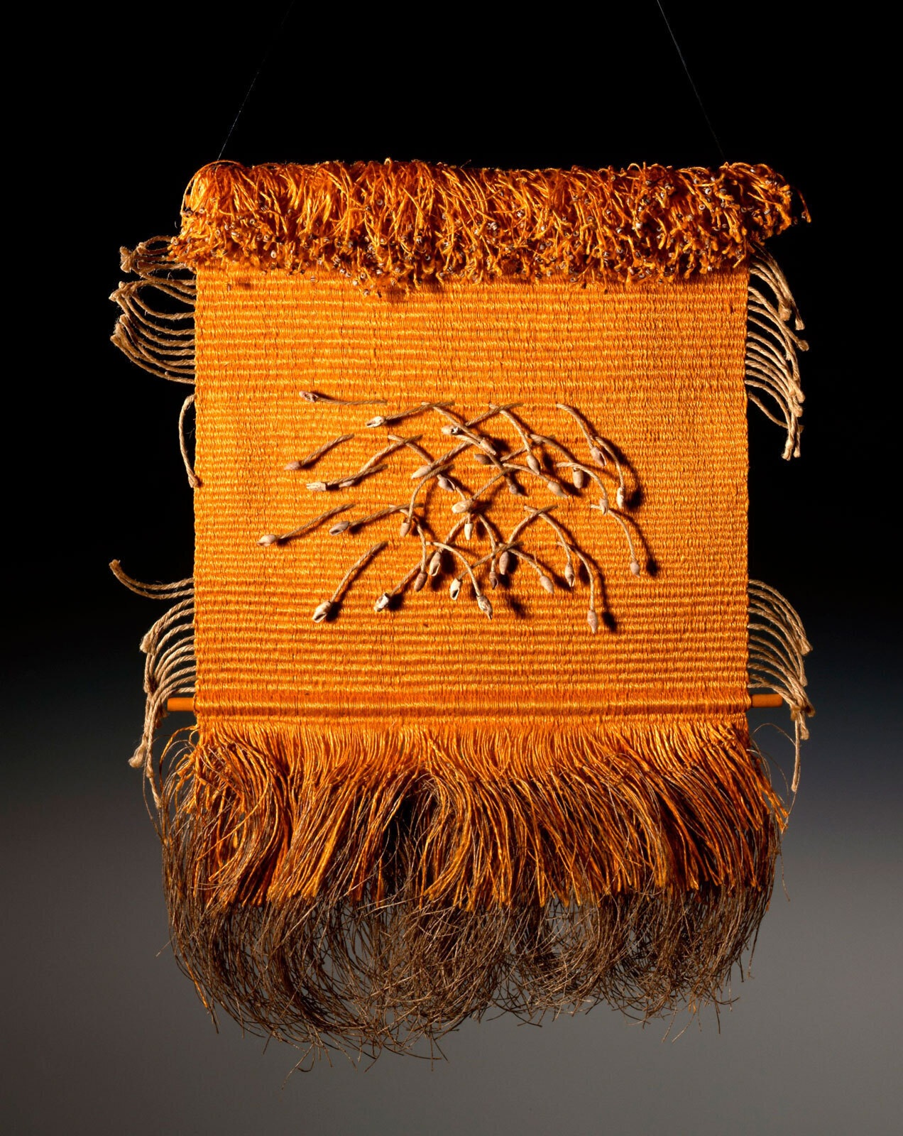 Ленор Тони. Shield IV. 1966&copy; Lenore G. Tawney Foundation