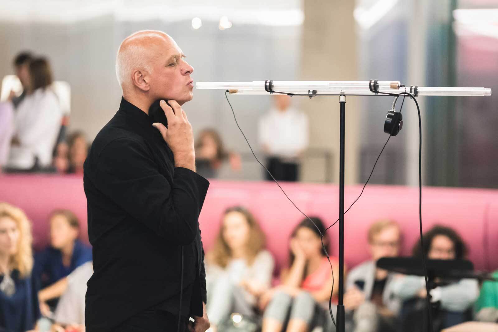 Photo by Anton Donikov