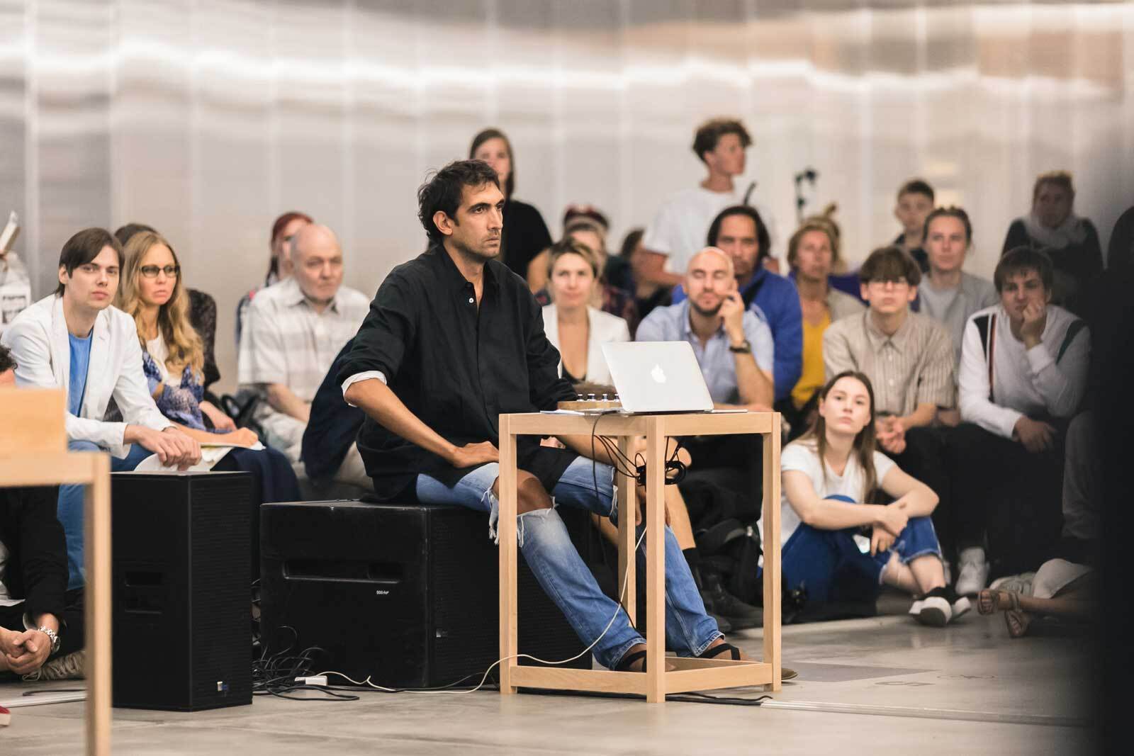 Photo by Anton Donikov