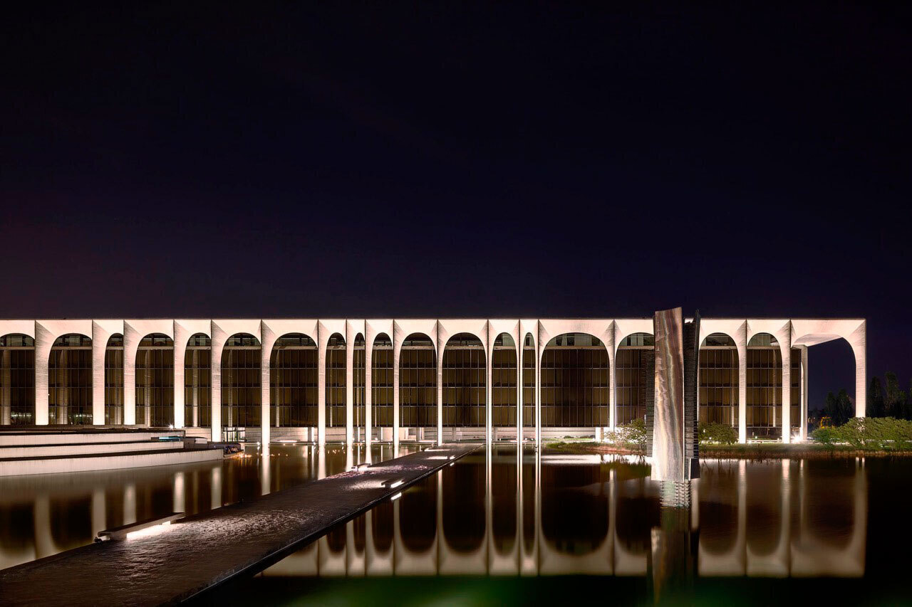 Штаб-квартира издательства &laquo;Мондадори&raquo;, Милан. 1970&ndash;1974. Фото: Davide Galli