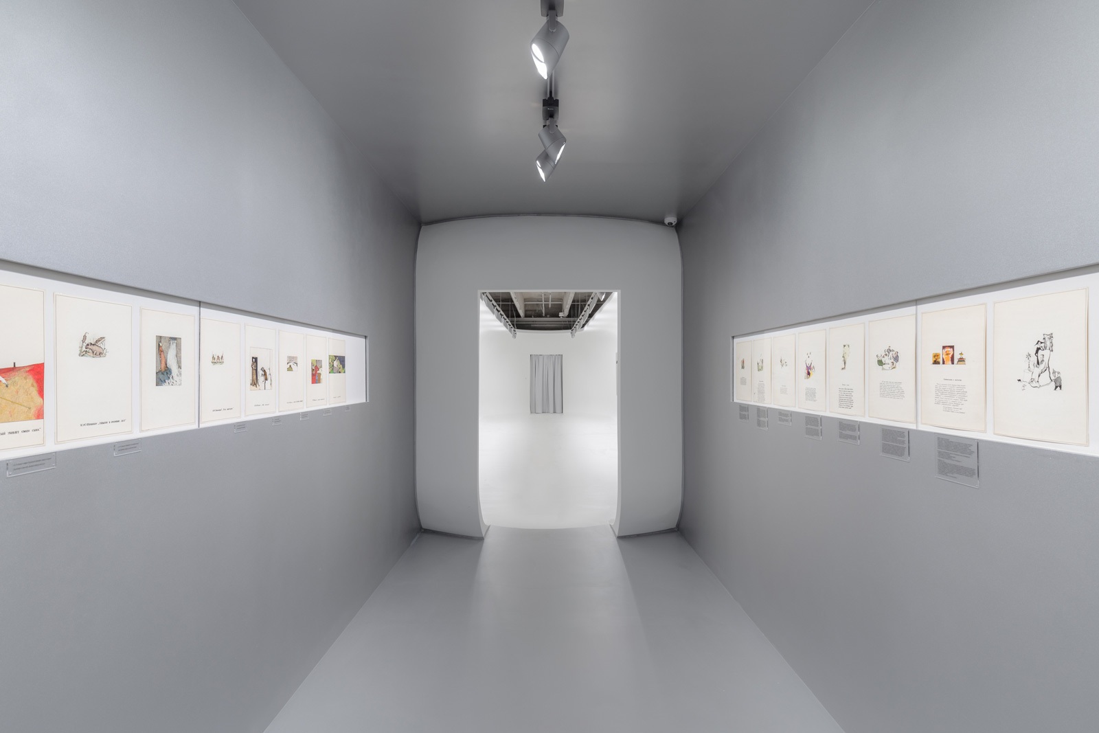 Выставка Павла Пепперштейна &laquo;Человек как рамка для ландшафта&raquo; в Музее современного искусства &laquo;Гараж&raquo;. Москва, 2019Фото: Иван Ерофеев&copy; Музей современного искусства &laquo;Гараж&raquo;