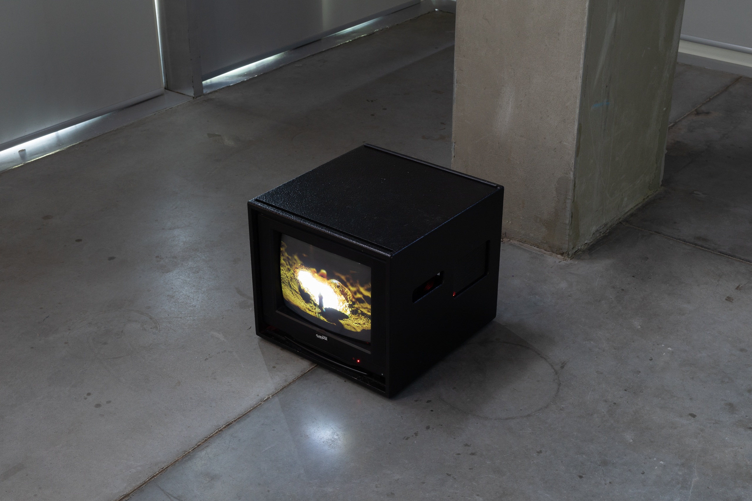 Вид экспозиции выставки Софии аль-Марии «Песня чудовищного типа». Музейсовременного искусства «Гараж», Москва. 2021Фото: Иван Ерофеев© Музей современного искусства «Гараж»