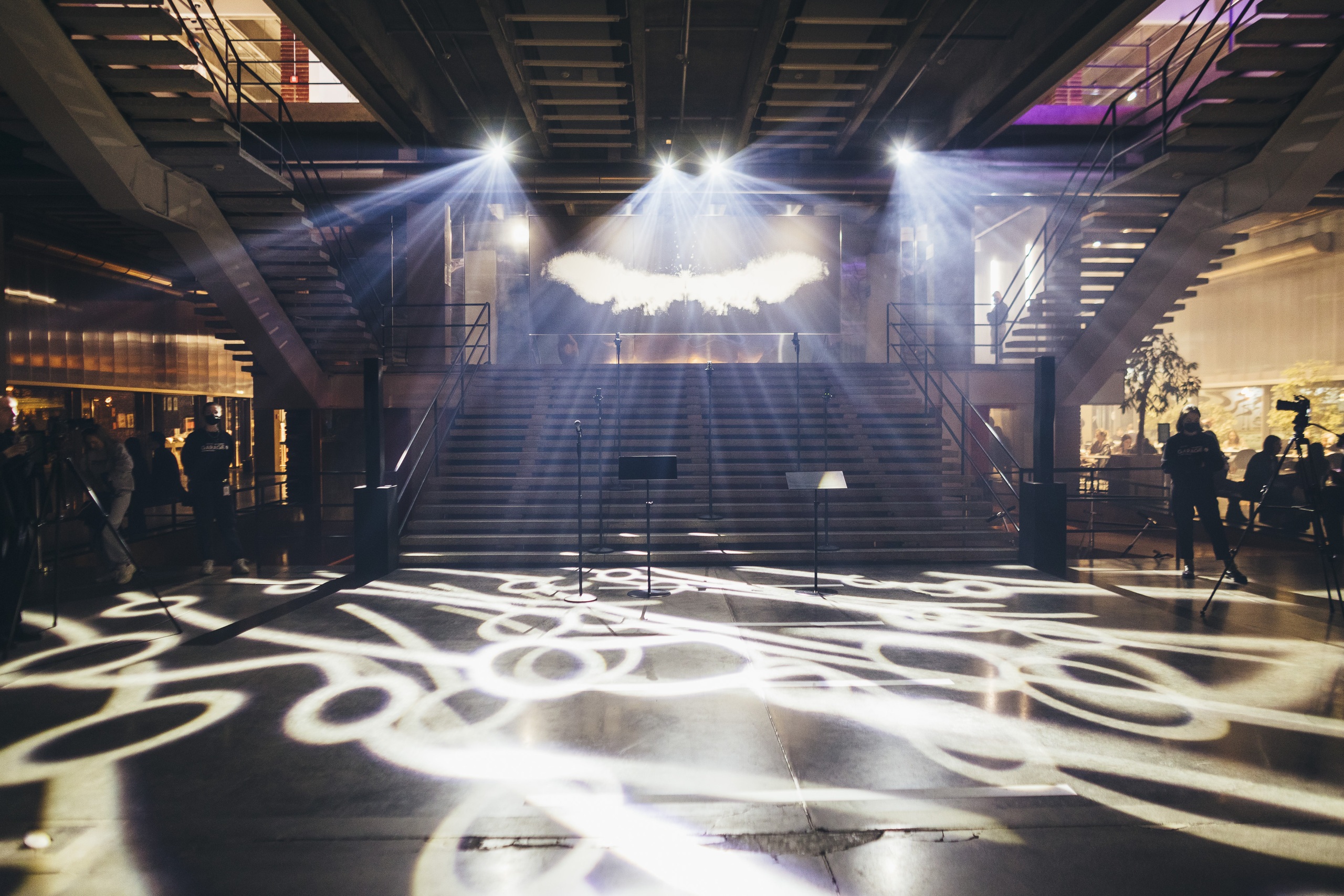 Перформанс Genda Fluid &ldquo;The Lockdown S-song&rdquo;Фото: Марк Боярский&copy;Музей современного искусства &laquo;Гараж&raquo;