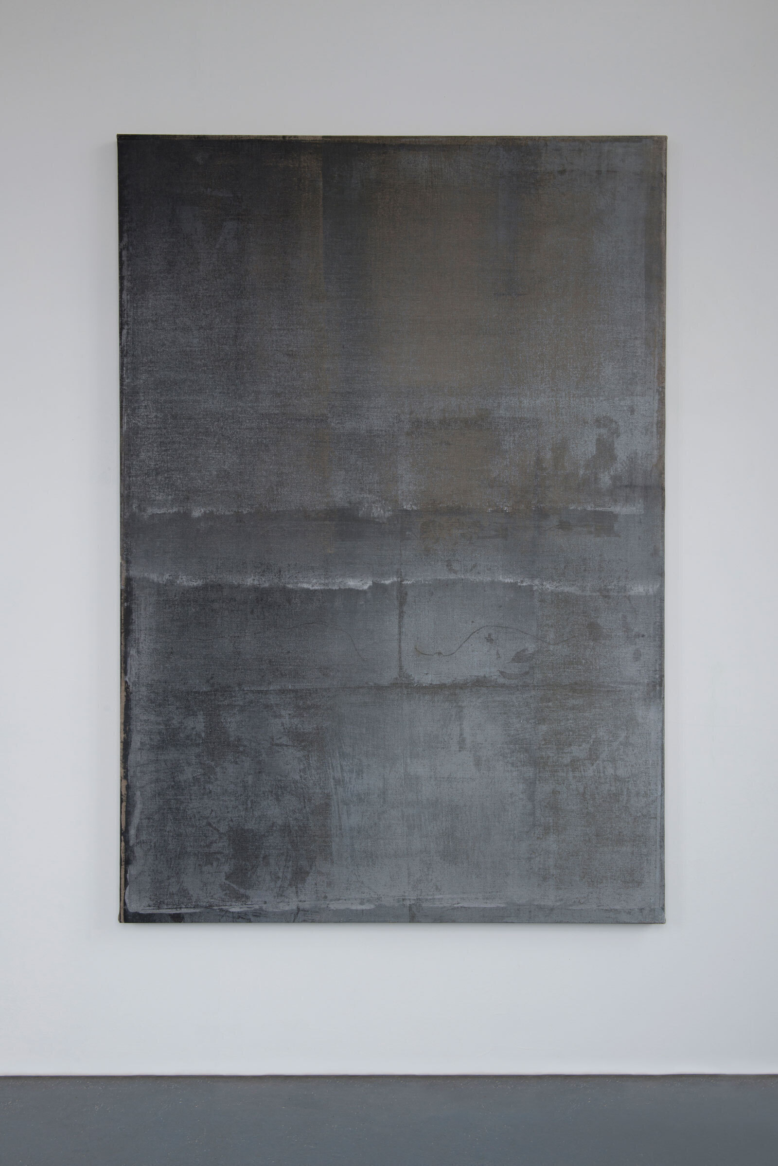 Ольга ГротоваОбломки на освещенной равнине, 2019Шесть частей. Лен, пигменты, смешанная техникаПредоставлено художницей