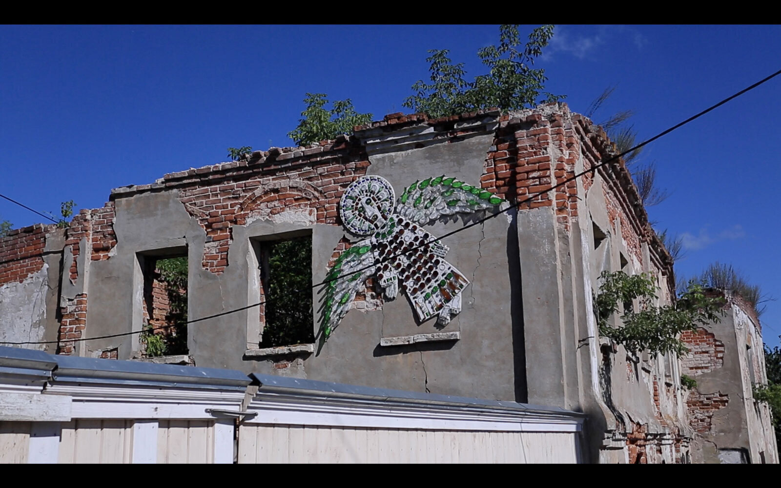 Александра АникинаПоле данных. Часть 1. 2017&ndash;2021Двухканальное видео. 24 мин.Предоставлено художницей