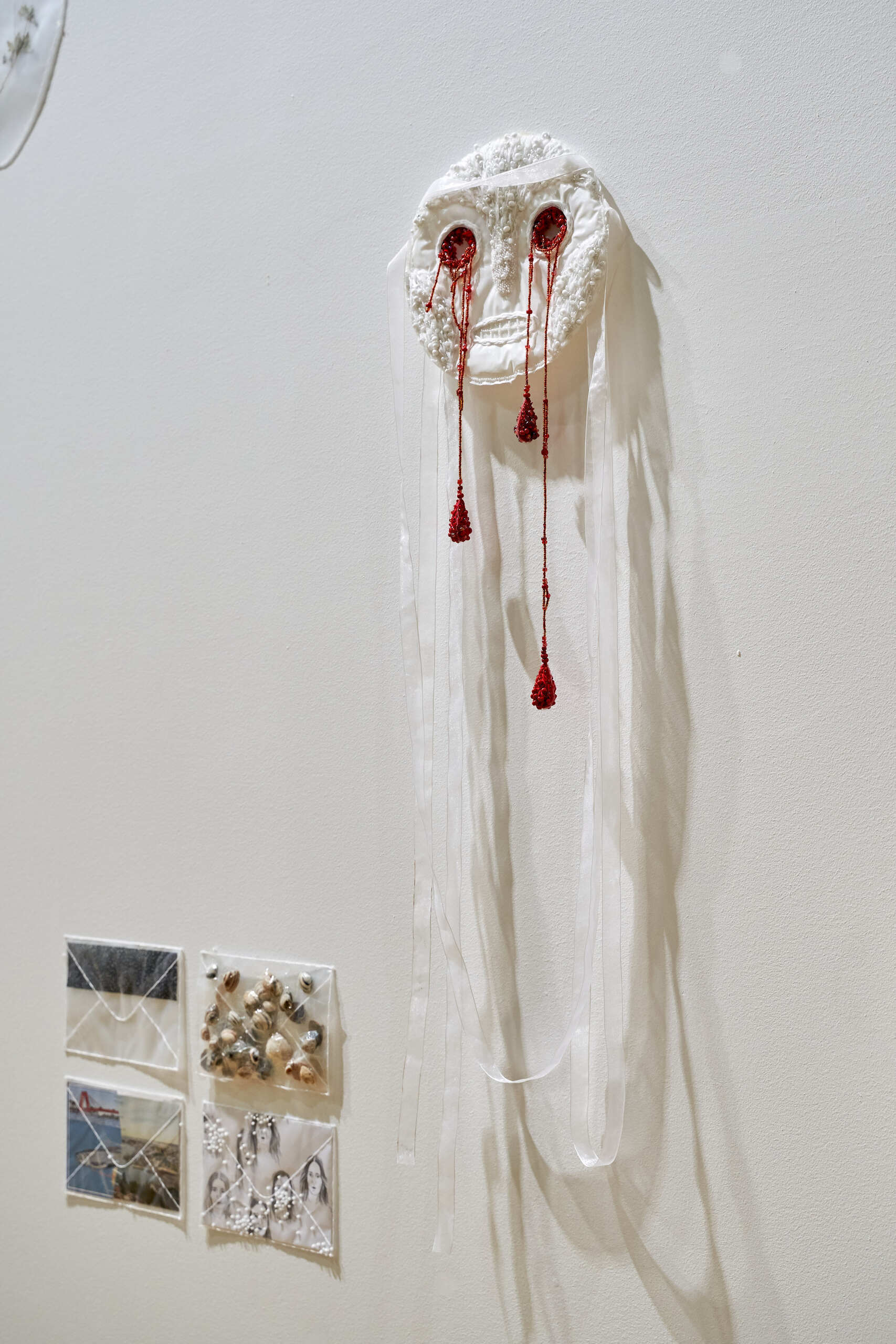 Вид экспозиции выставки &laquo;Пятая волна&raquo; в Государственном музее архитектуры им. А. В. Щусева, Москва. 2021Фото: Егор Слизяк&nbsp;&copy; Музей современного искусства &laquo;Гараж&raquo;