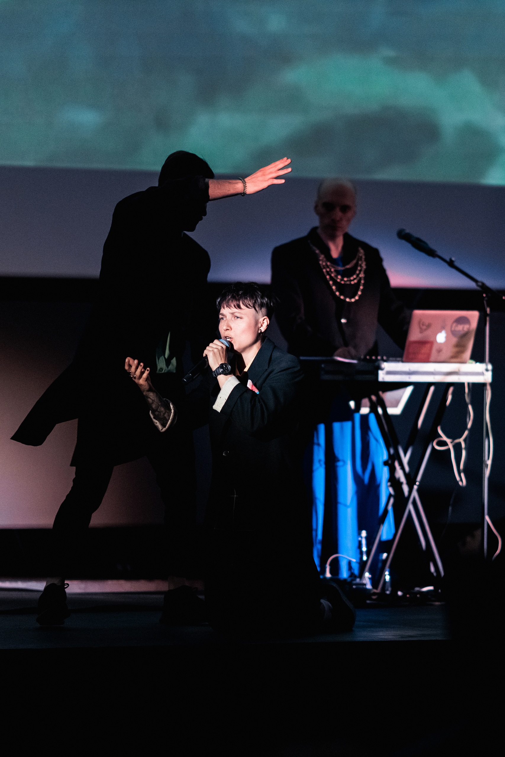 Концерт кооператива «Техно-Поэзия»Фото: Антон Доников©Музей современного искусства «Гараж»