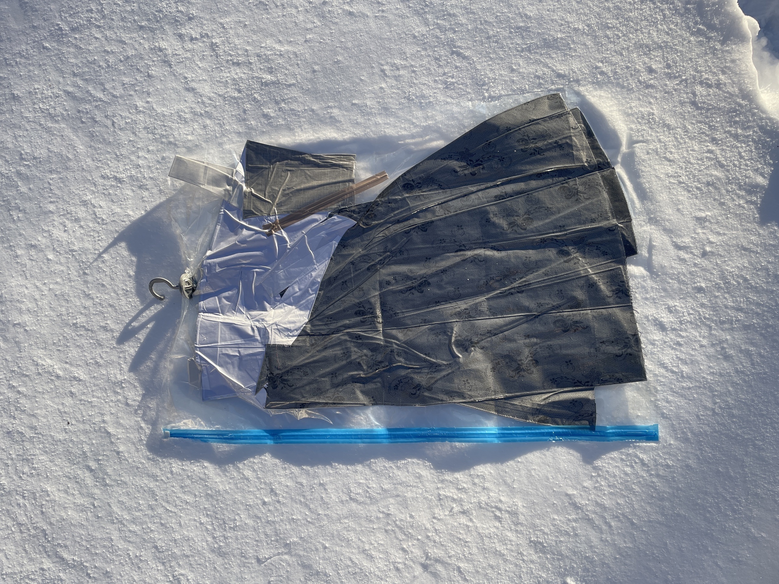 Паника Деревья. Возлюбленные материи. 2022. Серия объектов. Предоставлено художником