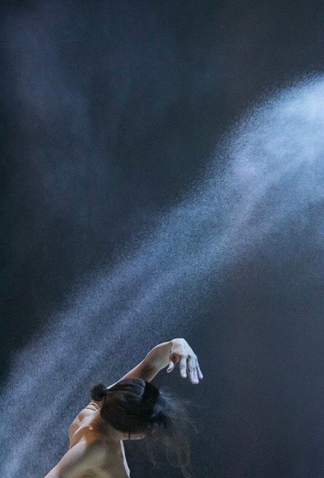 КАМИЛЛА. Дягилевский фестиваль, Пермь. 2018&nbsp;Идея, танец, хореография: Анна ГарафееваФото: Гюнай МусаеваПредоставлено художником