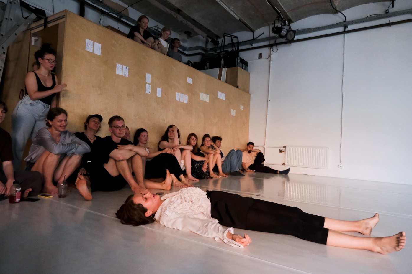 Показ лабораторий &laquo;Открытый день&raquo;. Фестиваль &laquo;Танец без ума от&nbsp;себя и&nbsp;от&nbsp;любви&raquo;. Студия &laquo;Сдвиг&raquo;, Санкт-Петербург. 2023  Фото: Саша Скрыпник