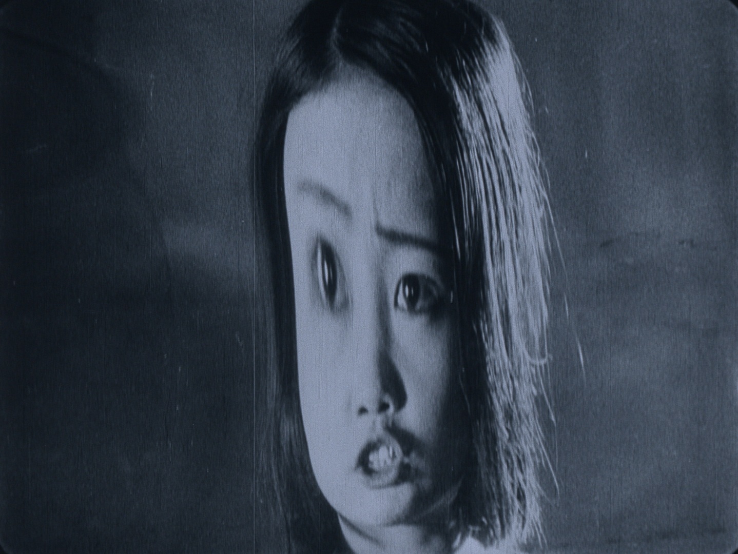 Кадр из фильма &laquo;Страница безумия&raquo;. Режиссер Тэйноскэ Кинугаса. 1926