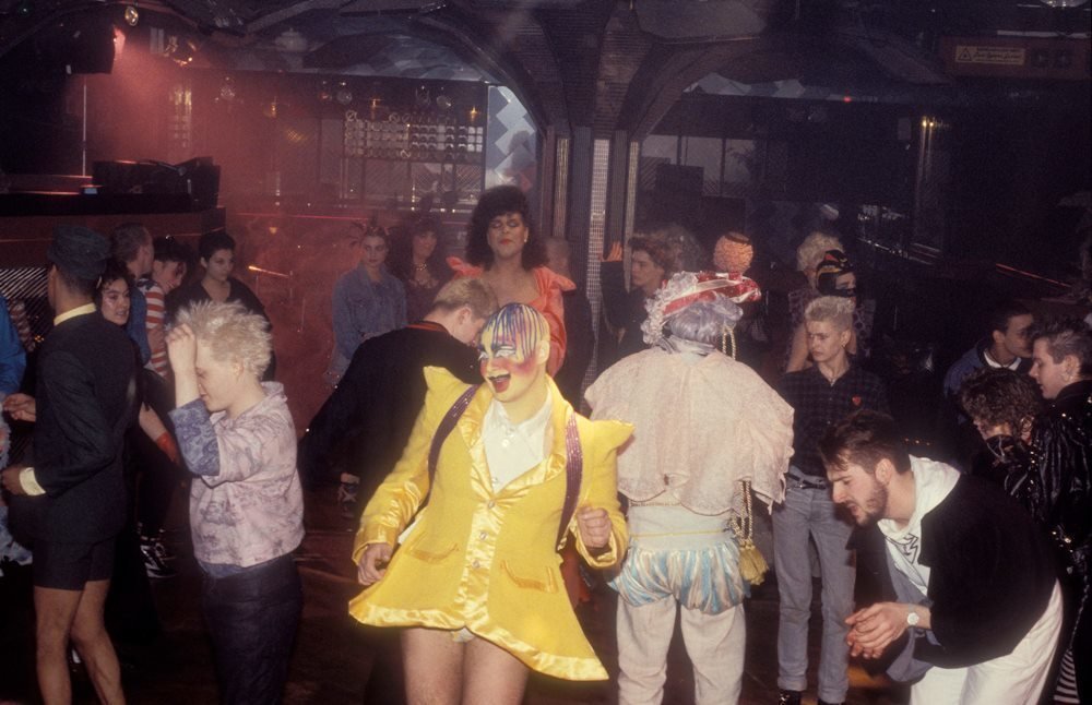Leigh Bowery at Taboo, London, UK, 1986.Clubbers dancing, including Leigh Bowery and (in pink) Lana Pelay.