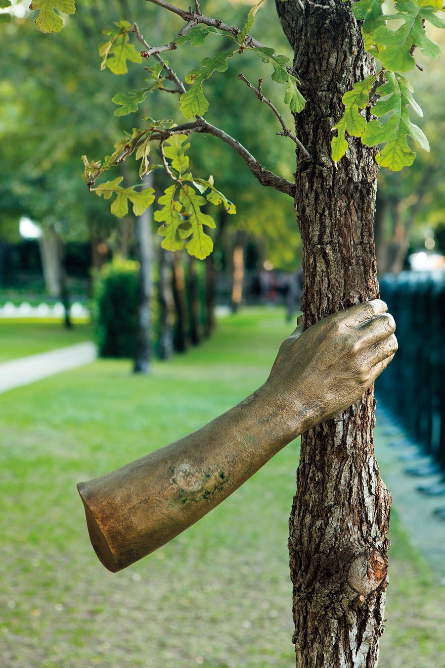 Giuseppe Penone, It Will Continue to Grow Except at That Point, 1968. Bronze, 15 3/4 x 3 7/8 x 5 1/8 inches. Photo:Kevin Todora for the Nasher Sculpture Center.