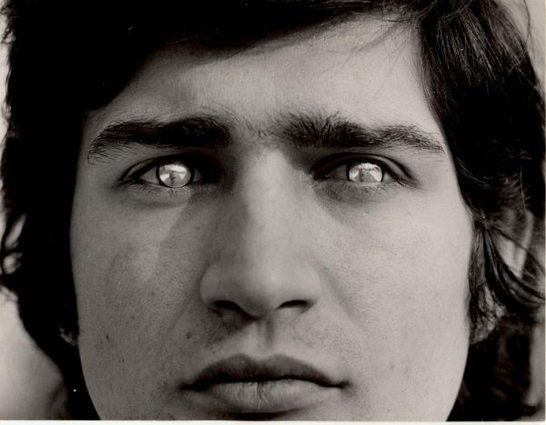Giuseppe Penone, Rovesciare i propri occhi (To Reverse One&rsquo;s Eyes), 1970. Mirrored contact lenses, Photo: Paolo Mussat Sartor