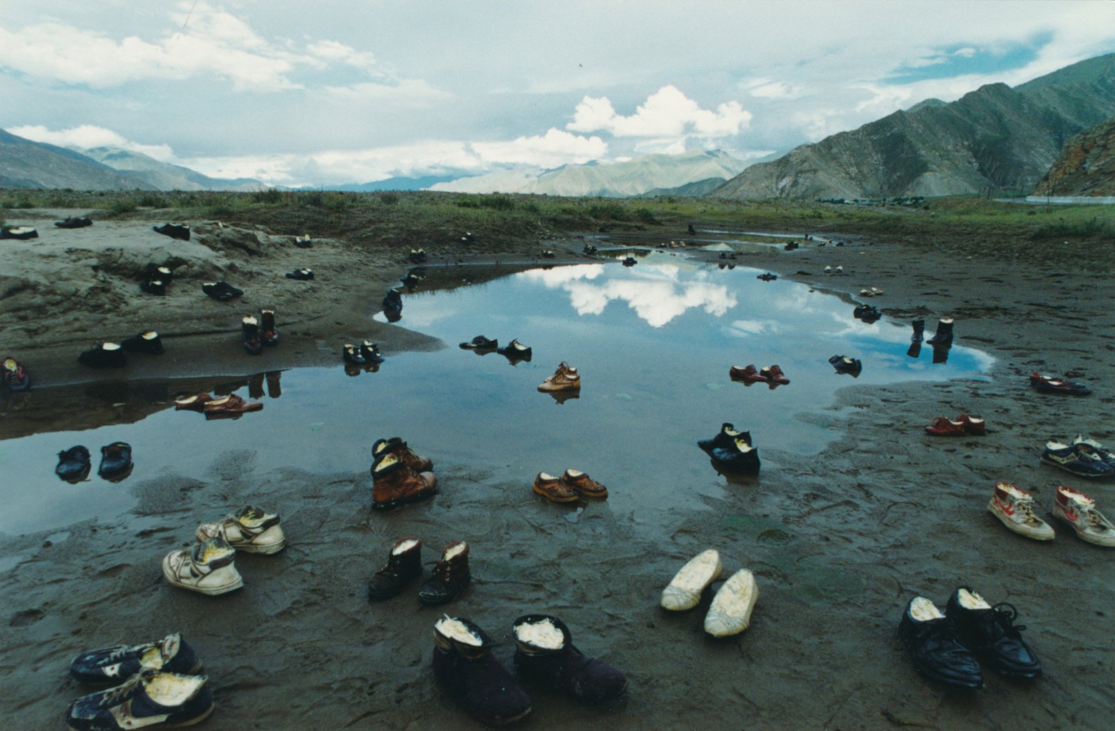 Yin Xiuzhen,&nbsp;Shoes with Butter. Installation, Lhasa, 1996