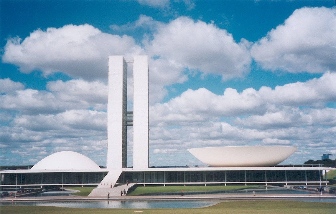 Оскар Нимейер. Дворец Национального конгресса в Бразилиа. 1960