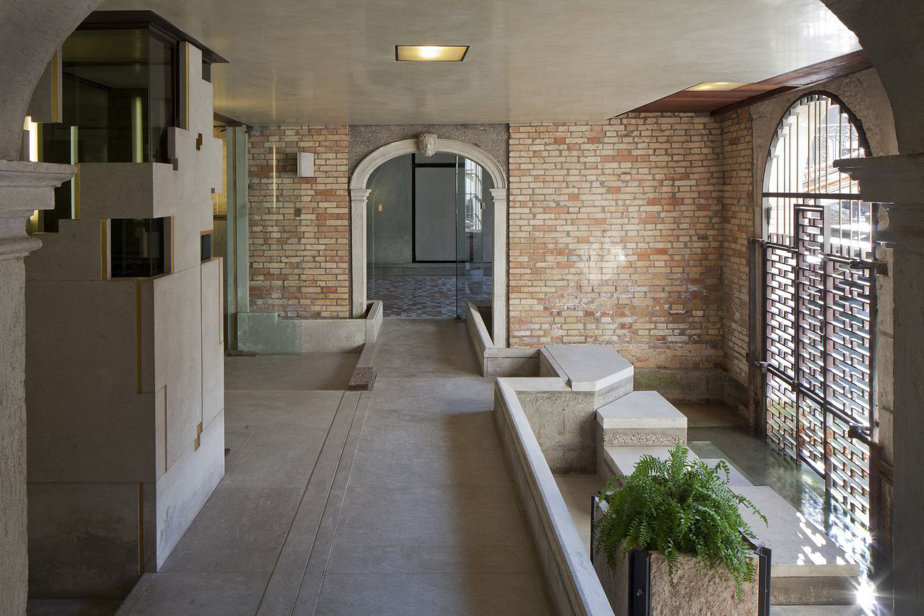 洋書 Carlo Scarpa L'architetto e le arti Carlo Scarpa: The Complete Buildings: Bugatti, Emiliano