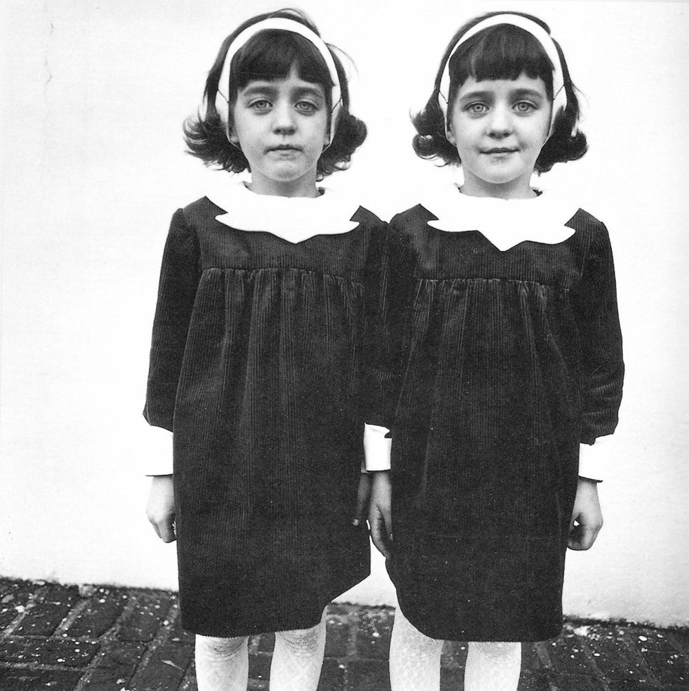 Diane Arbus. Roselle Twins. 1967 &copy; The Estate of Diane Arbus